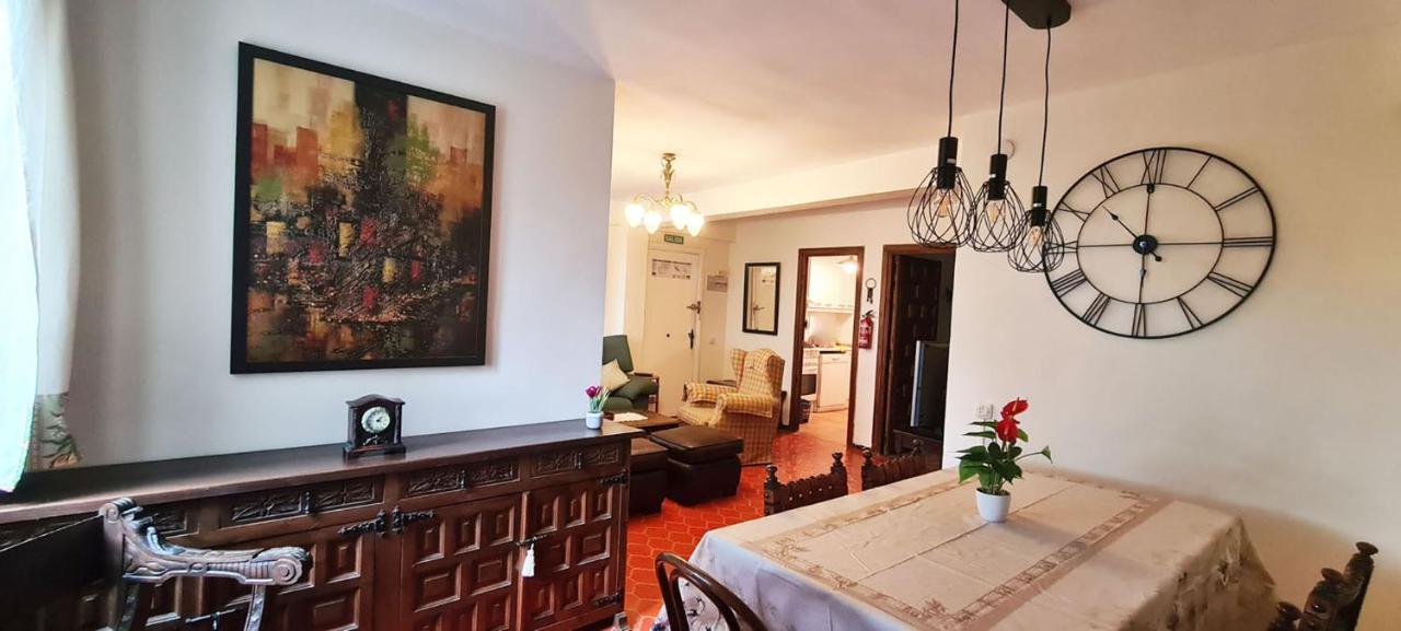 Апартаменты Casa Pini Сан-Мартин-де-Вальдейглесьяс Экстерьер фото